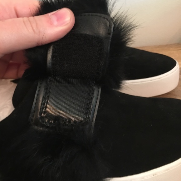 LAST PAIR! Michael Kors Maven Sneakers - Picture 4 of 7